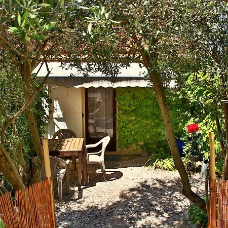 Beau Vallon - Gite Et Chambres D'Hotes Pyrenees-Mediterranee - Pays Catalan Sahorre Buitenkant foto