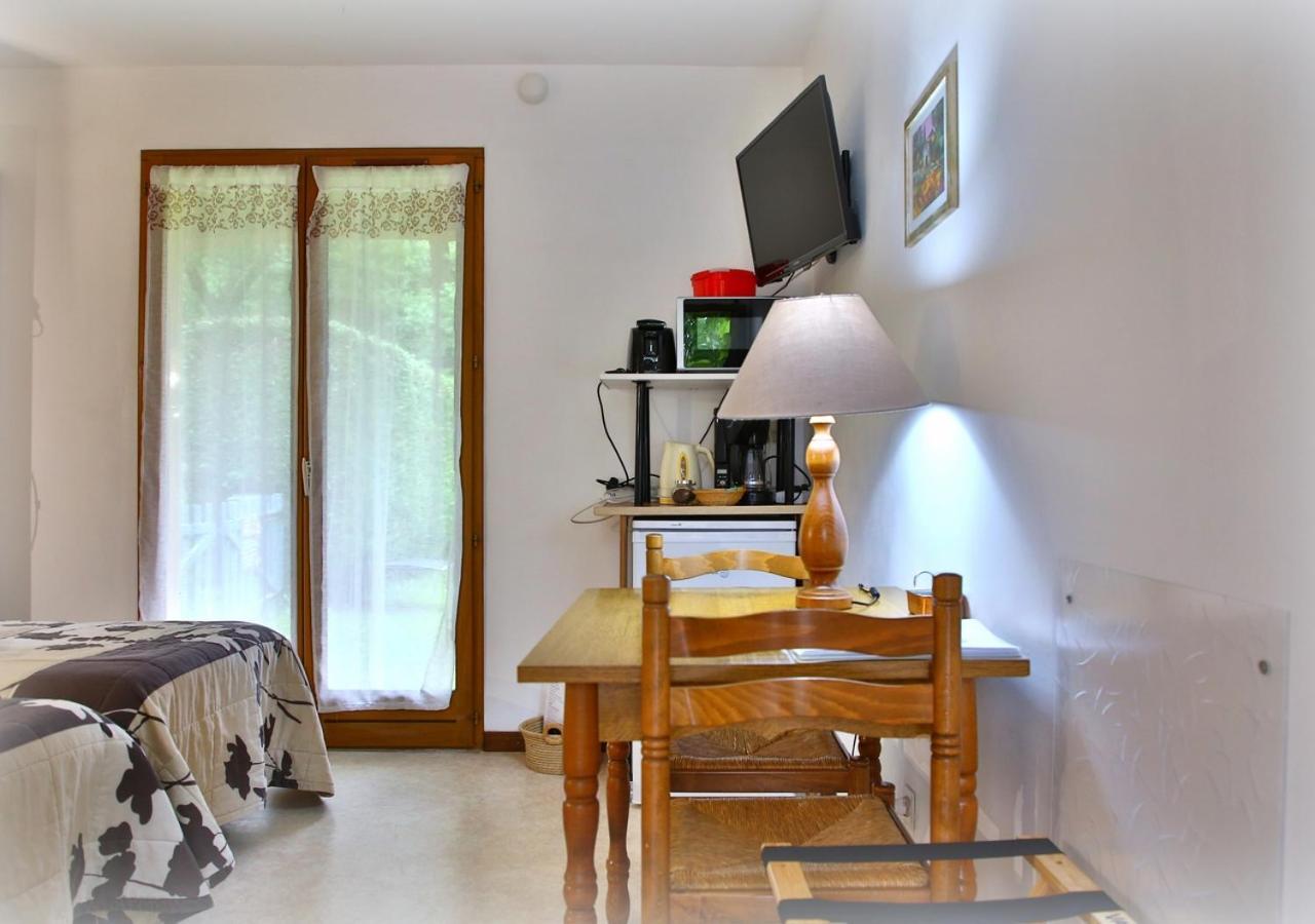 Beau Vallon - Gite Et Chambres D'Hotes Pyrenees-Mediterranee - Pays Catalan Sahorre Buitenkant foto